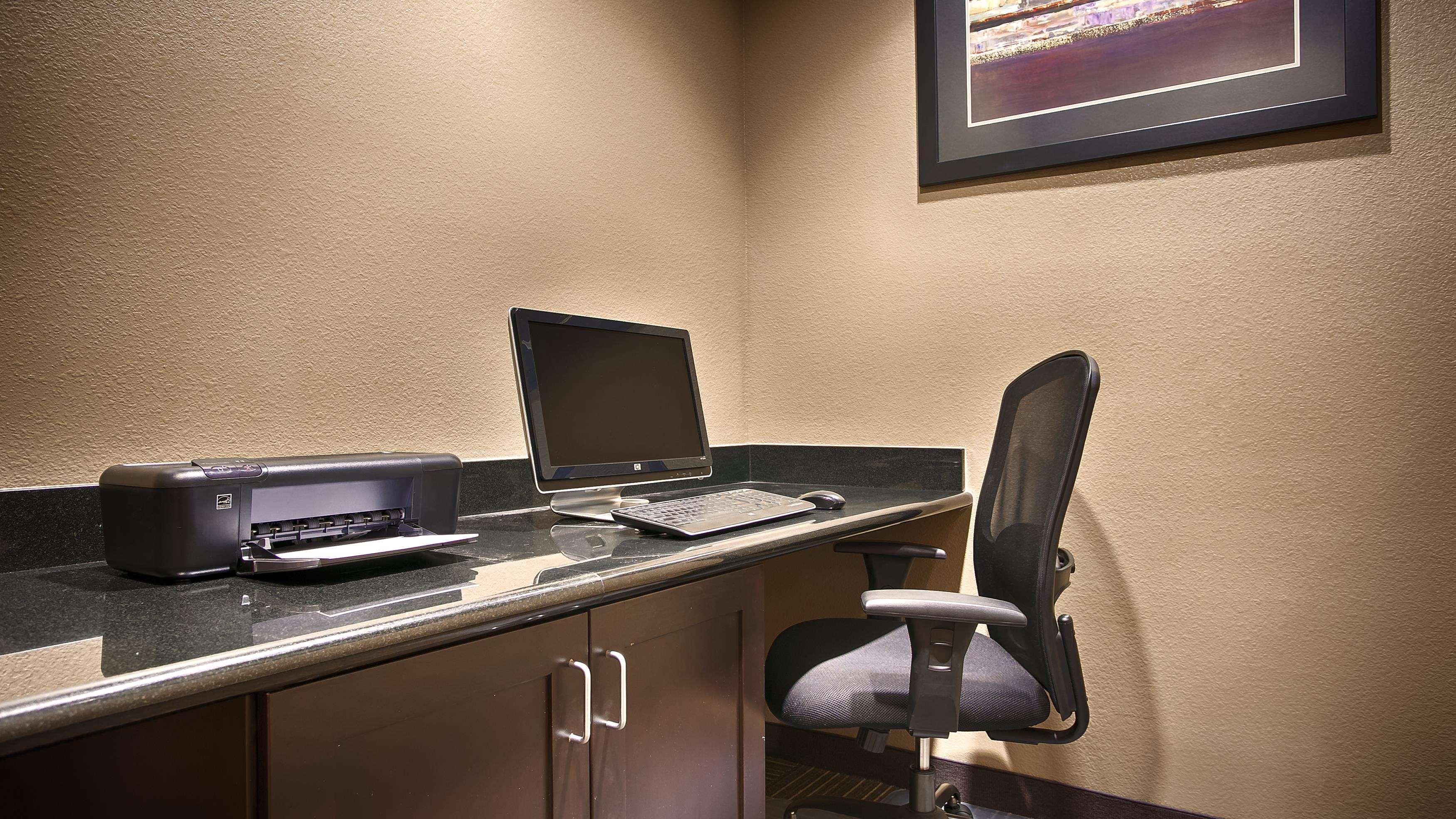 Best Western Giddings Inn & Suites Esterno foto